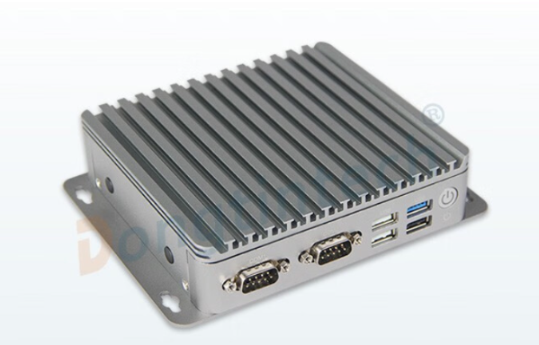 熊猫嵌入式工控机.png 熊猫嵌入式工控机.png