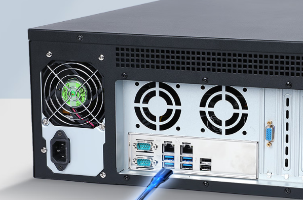 熊猫4U一体机端口.png 熊猫4U一体机端口.png